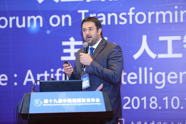 塞尔维亚诺维萨德大学教授、“一带一路”研究院院长Bojan Lalic.jpg